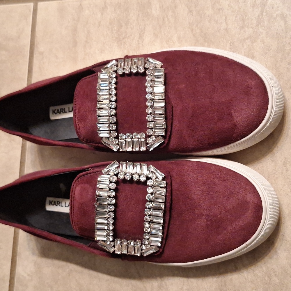 KARL LAGERFELD PARIS ERMINE RUBY RED SLIP ON SHOES RHINESTONE BUCKLE SIZE 8M